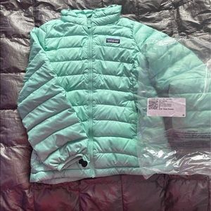 Patagonia kids jacket but it fits me for a adult small